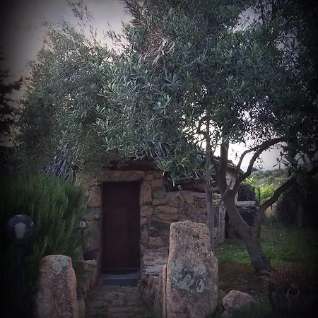 Bed and breakfast Munduge Lotzorai