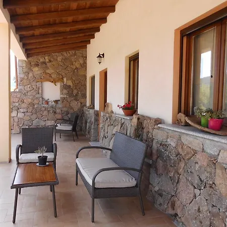Bed and breakfast Munduge Lotzorai